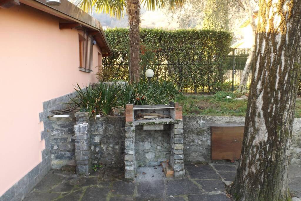 Como Lakeside Cottage - Lakefront Private Garden With Private Access To The Lake Onno Екстер'єр фото